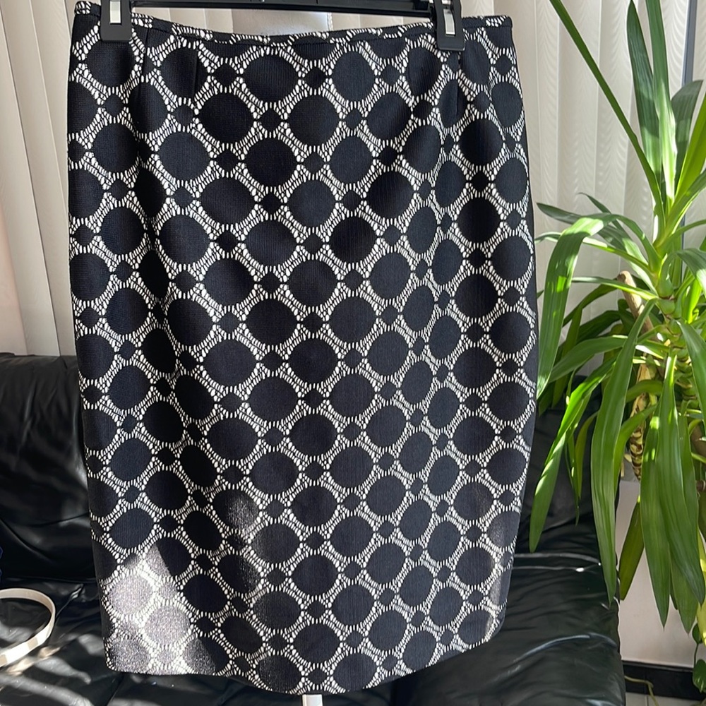 NWT Kasper pencil skirt size 6 lined